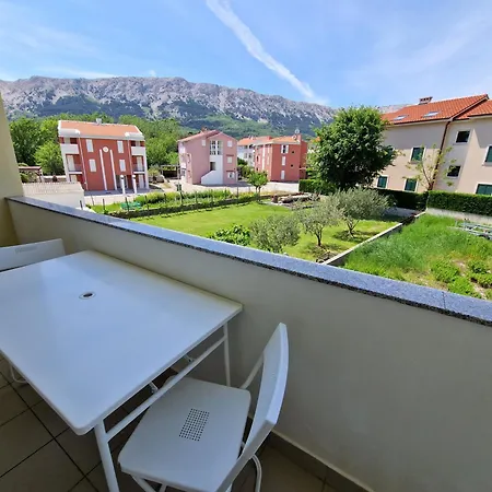 Josipa Apartment *