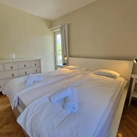 Josipa Apartment *