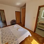 Josipa Appartement *