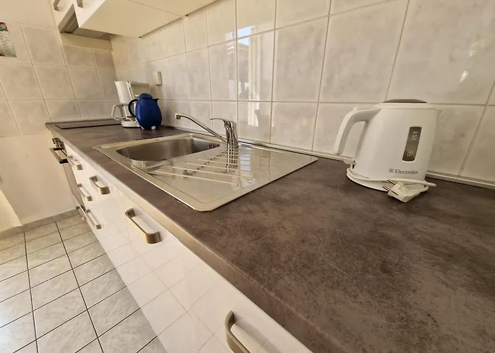 Josipa アパート バスカ